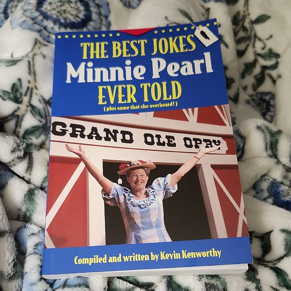"THE BEST JOKES MINNIE PEARL EVER TOLD" PAPERBACK BOOK